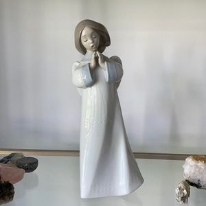 Lladro collectable figurine. Angels Wish